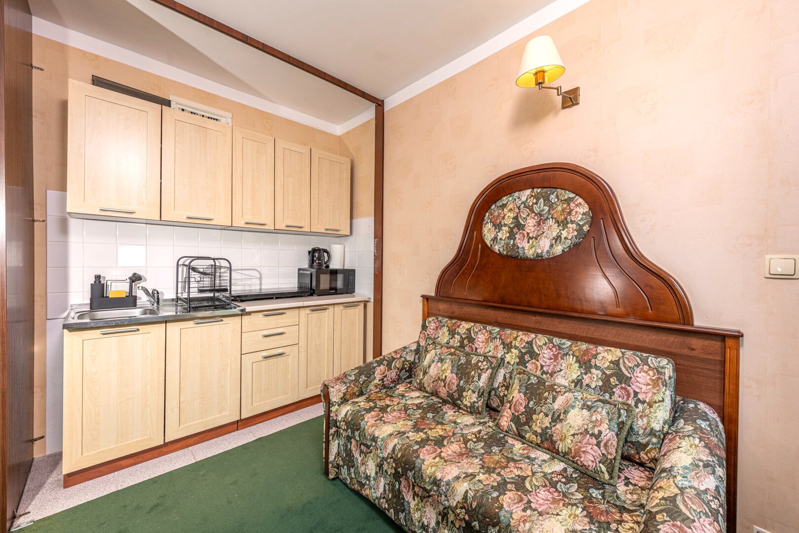 TRIPPIE HOME SPÓŁKA Z OGRANICZONĄ ODPOWIEDZIALNOŚCIĄ - 2