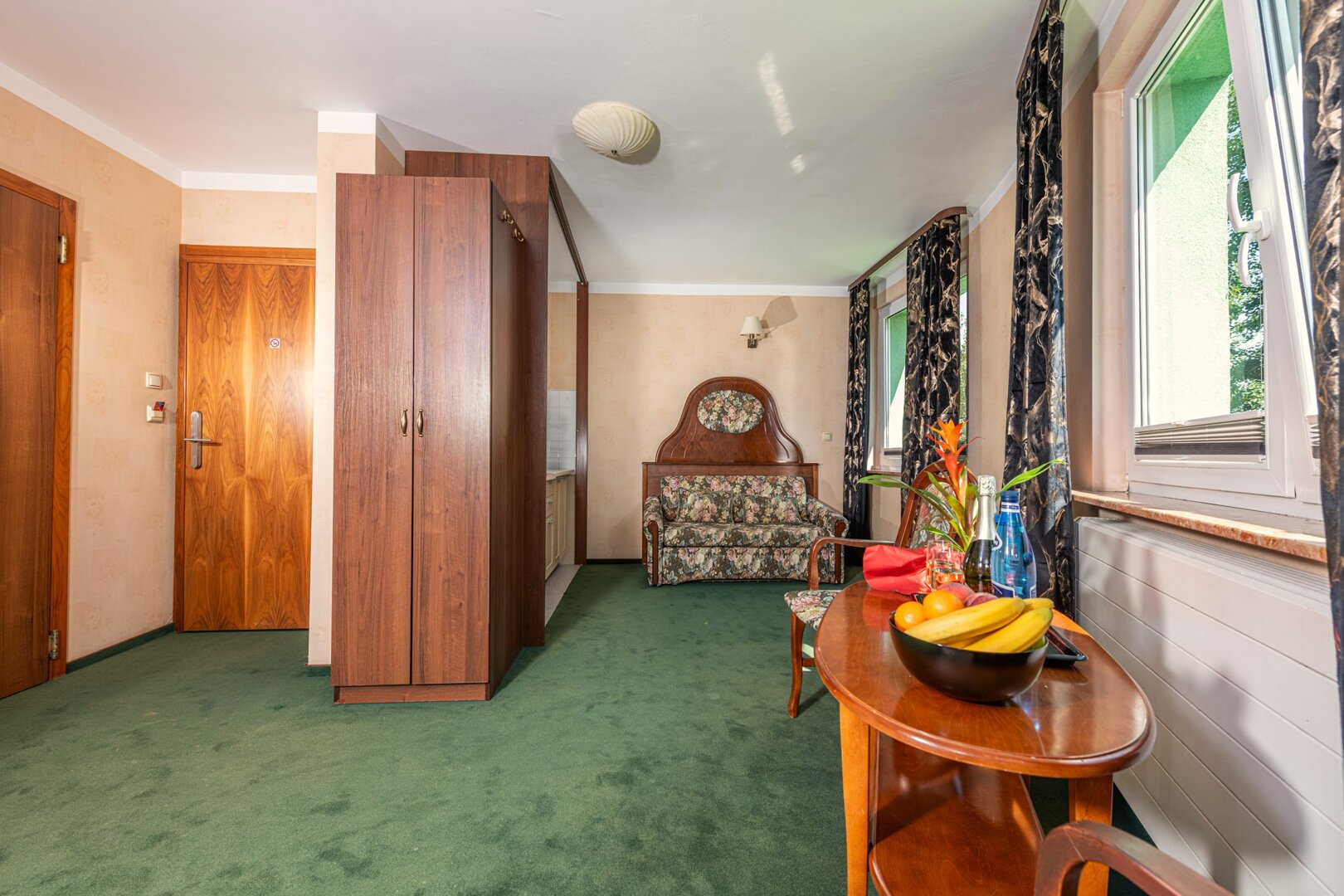 TRIPPIE HOME SPÓŁKA Z OGRANICZONĄ ODPOWIEDZIALNOŚCIĄ - 4